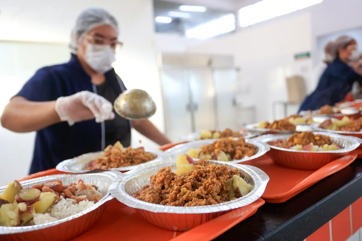 Quatro unidades do Bom Prato fecham para manutenção neste fim de semana