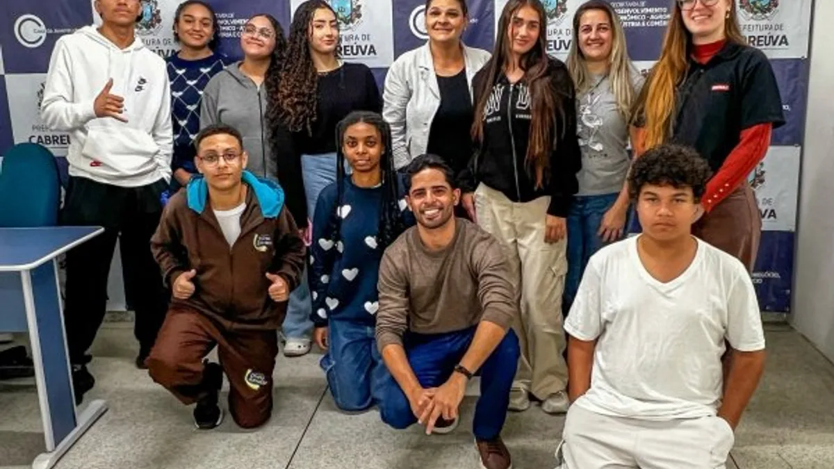 Casa da Juventude em Cabreúva celebra formatura de cursos gratuitos