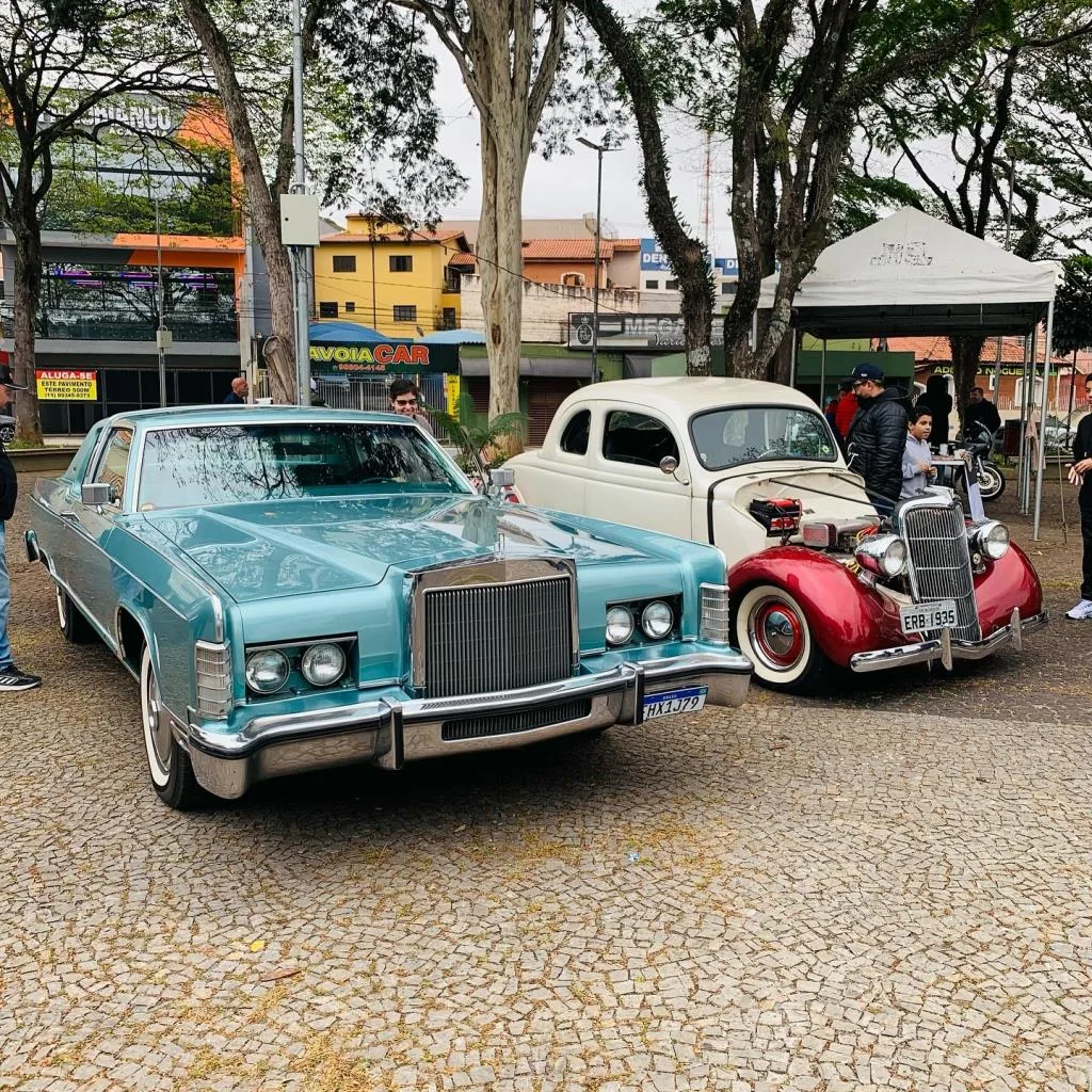 Campo Limpo Paulista sedia encontro noturno de carros antigos neste sábado