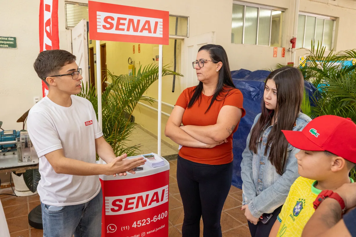 Feira de Profissões em Jundiaí Abre Mês da Juventude com Oportunidades