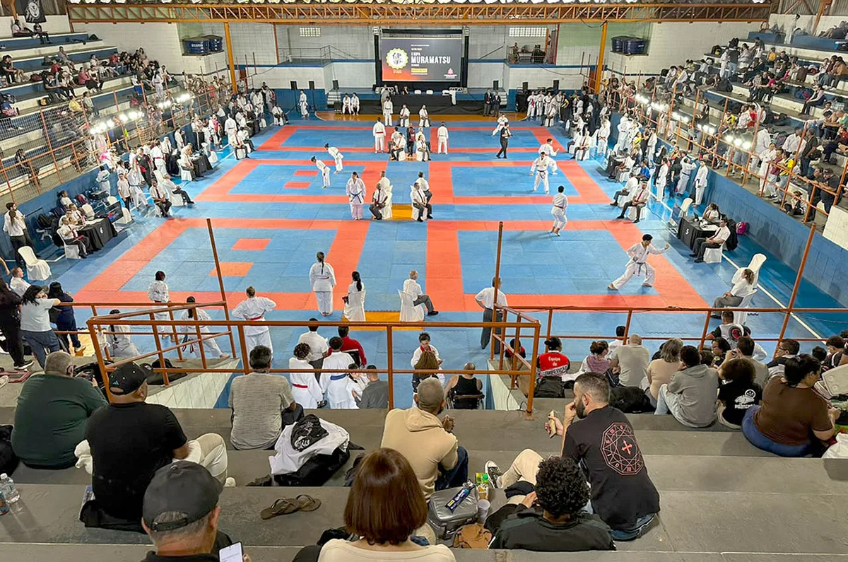 Várzea Paulista fatura 35 medalhas na Copa Muramatsu de Karatê