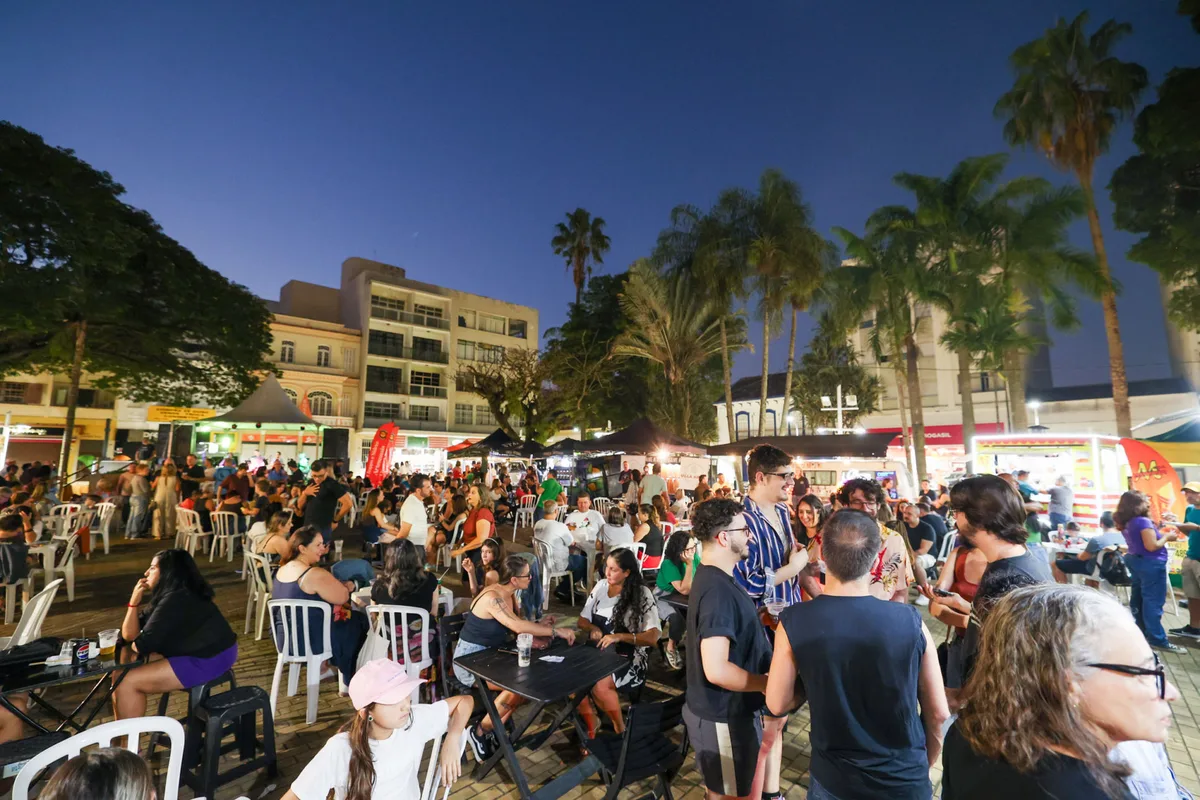 Evento Cerveja na Barão reúne música, gastronomia e cerveja artesanal no Centro