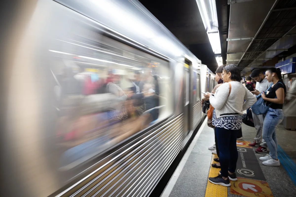 Cartão Fidelidade oferece desconto de até R$ 0,72 em passagens de trem e metrô em SP