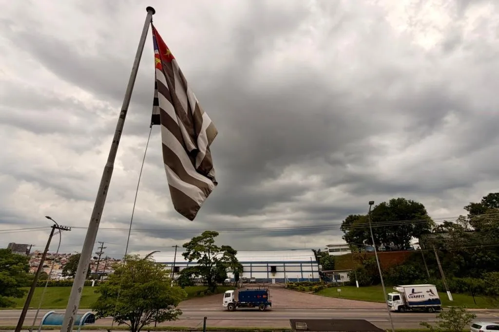 Defesa Civil de Itatiba alerta para temporais e orienta sobre cuidados no fim de semana