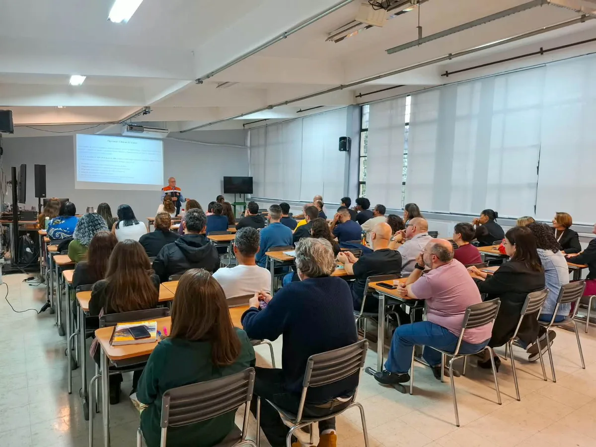 Defesa Civil de Jundiaí capacita educadores estaduais em prevenção de riscos