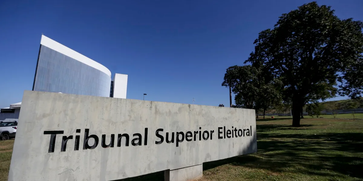 TSE estabelece conselho para monitorar desinformação e uso de IA nas eleições