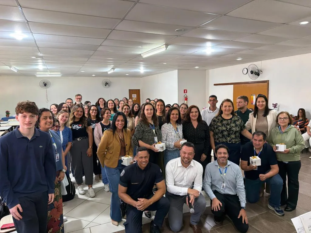 Prefeitura de Itupeva homenageia psicólogos da rede municipal