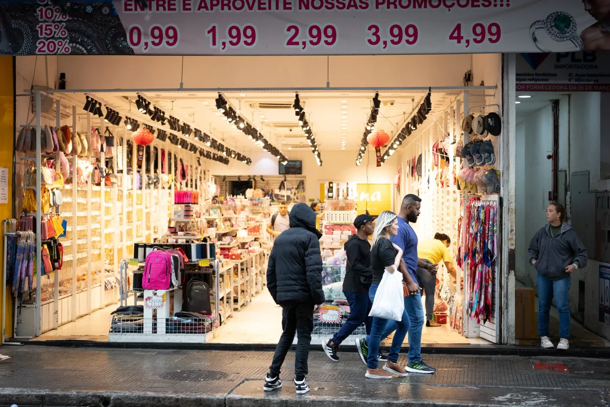 Procon-SP abre consulta sobre hábitos de consumo para a Black Friday