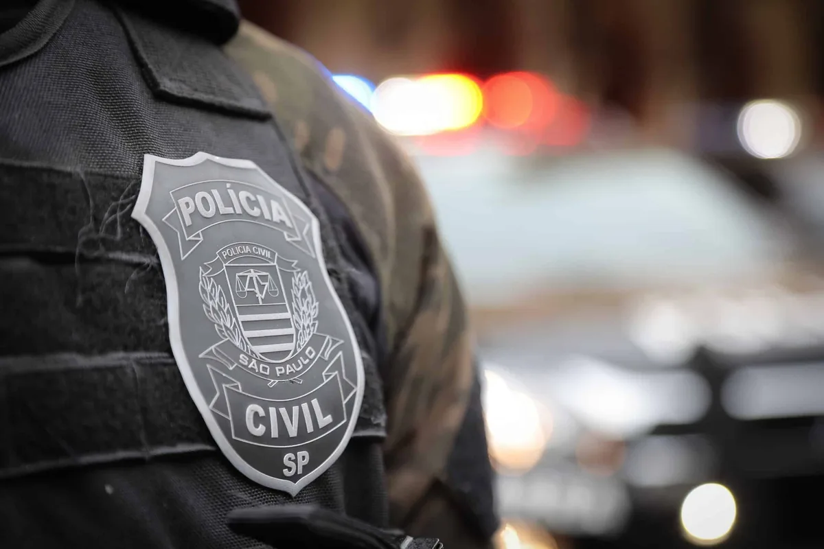 Polícia Civil prende dois suspeitos de furto milionário a joalheria em SP