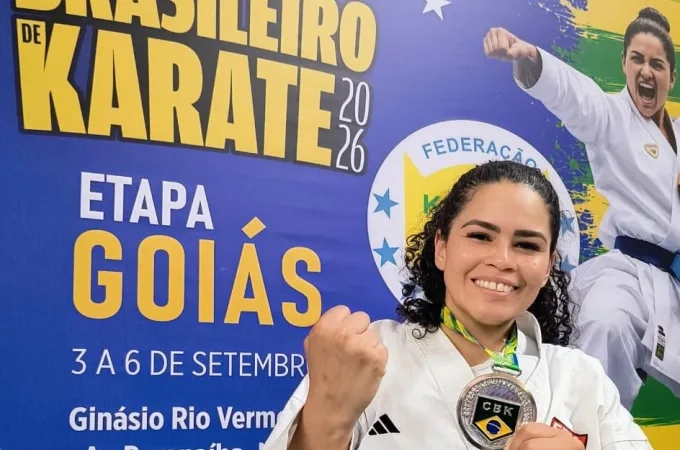 Gabriely Cavalcante, de Louveira, é vice-campeã brasileira de Karatê Sênior