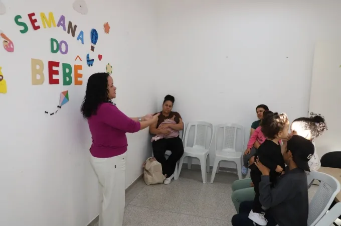 Louveira promove palestra sobre prevenção de acidentes na Semana do Bebê