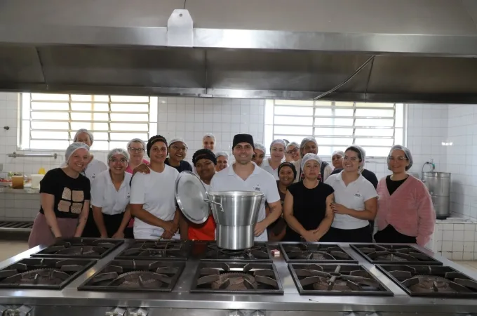 Louveira testa novas preparações para diversificar alimentação escolar