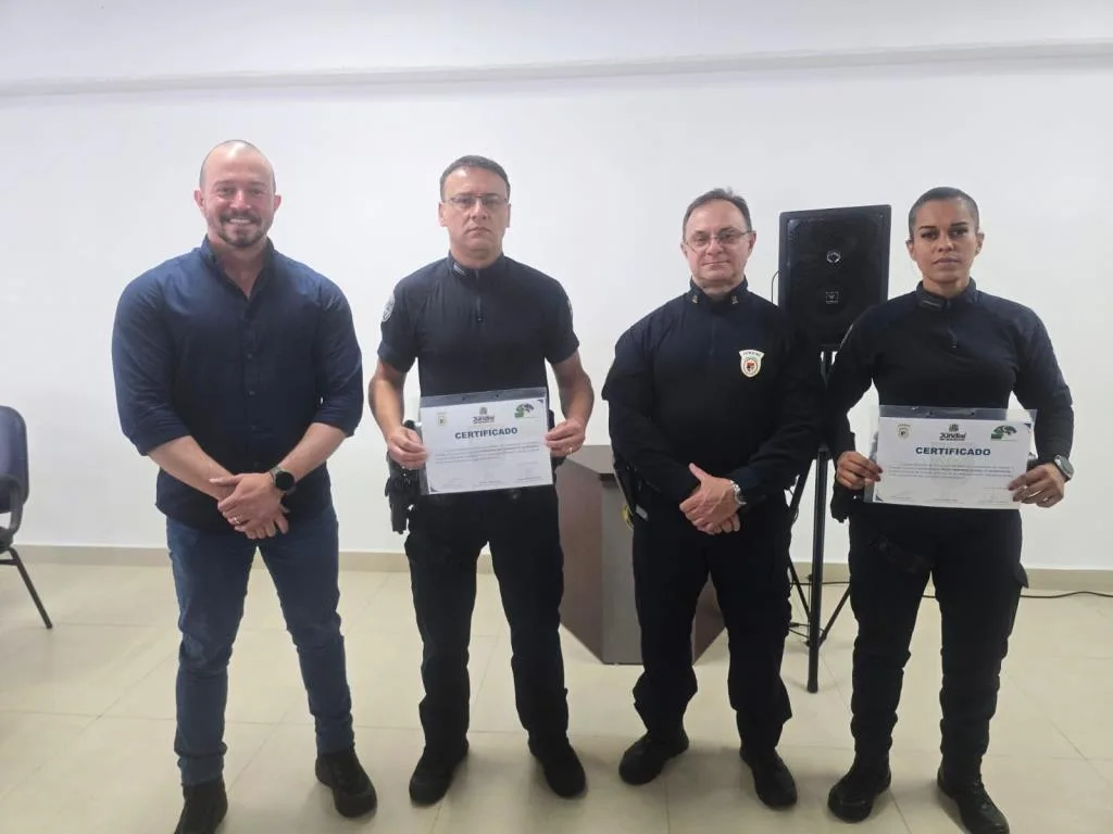 Guardas de Itupeva participam de cursos de capacitação em armas não letais e armeiro