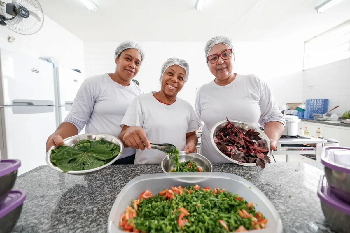 Escolas de Jundiaí integram hortas orgânicas e alimentação saudável na rotina