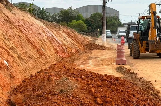 Obras em Louveira visam segurança e mobilidade na Av. Silvério Finamore