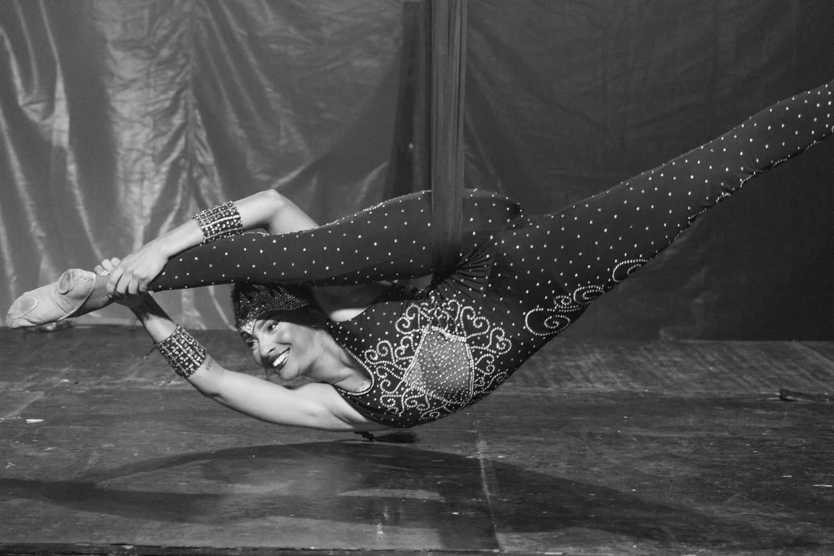 Like Circus realiza sessão solidária em Jundiaí com ingresso por doação de leite