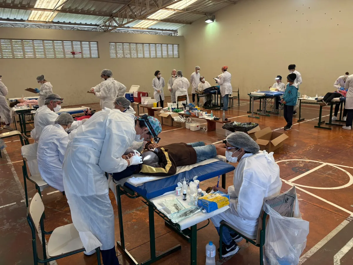 Jundiaí leva tratamento odontológico para escolas municipais