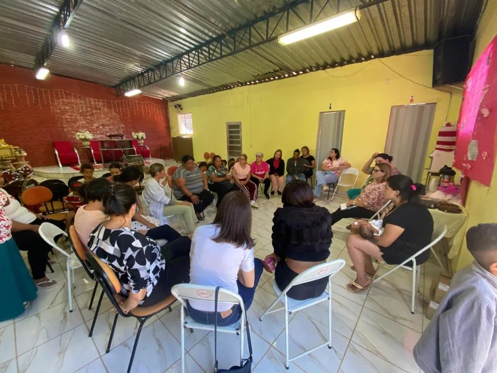 CRAS de Campo Limpo Paulista debatem prevenção ao câncer de mama